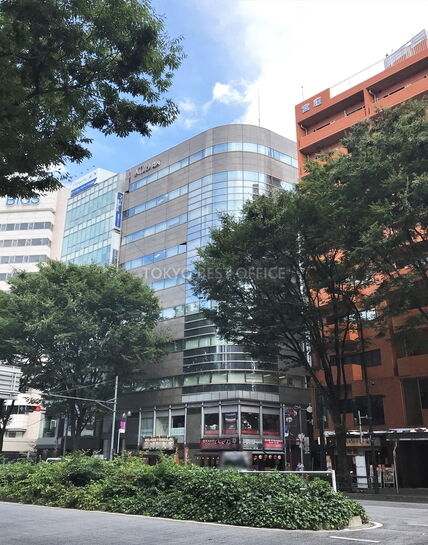 アコード新宿ビル外観