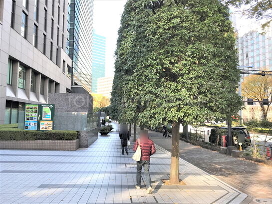 ビル周辺風景③