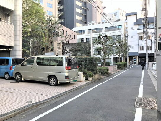 ビル周辺風景③