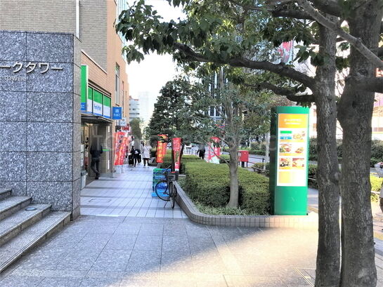 ビル周辺風景④