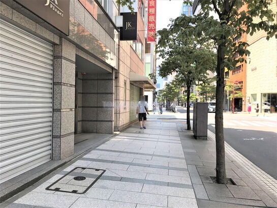 ビル周辺風景②