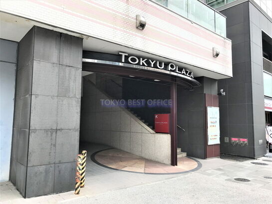 ビルエントランス①