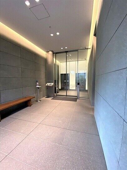 エントランスホール④