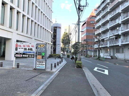 ビル周辺風景②