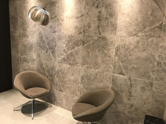 エントランスホール④