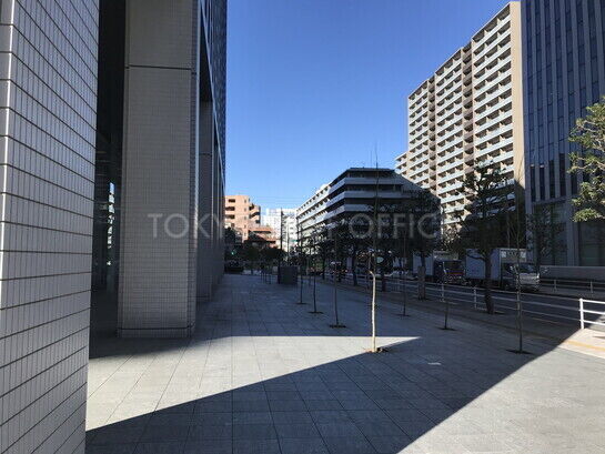 ビル周辺風景②