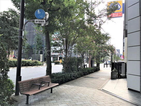 ビル周辺風景③