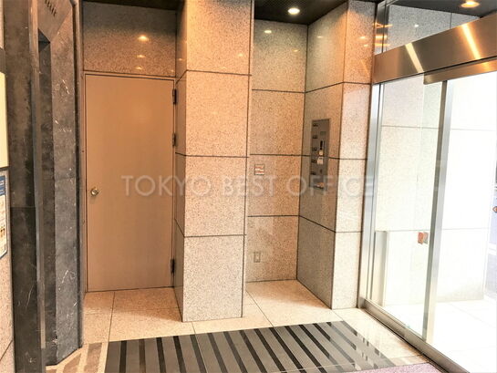 エントランスホール①