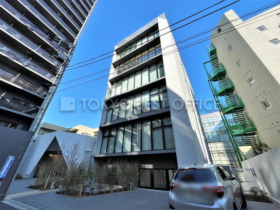 外観(正面エントランス側)