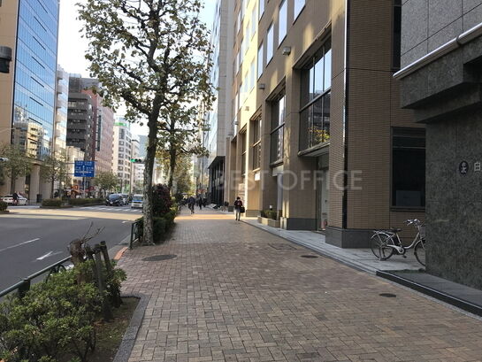 ビル周辺風景②