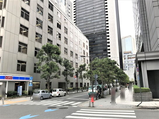 ビル周辺風景③