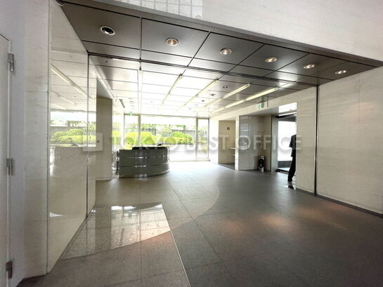 エントランスホール・受付