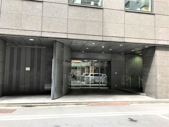 ビルエントランス