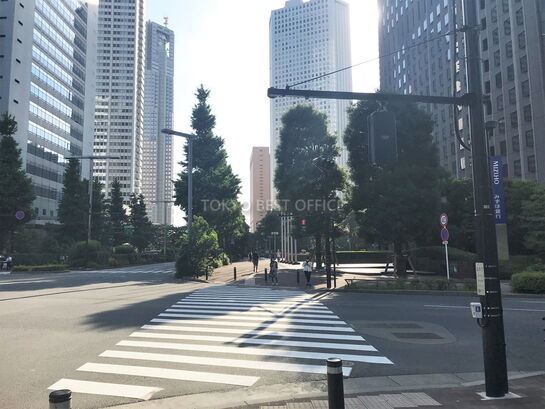 ビル周辺風景⑩