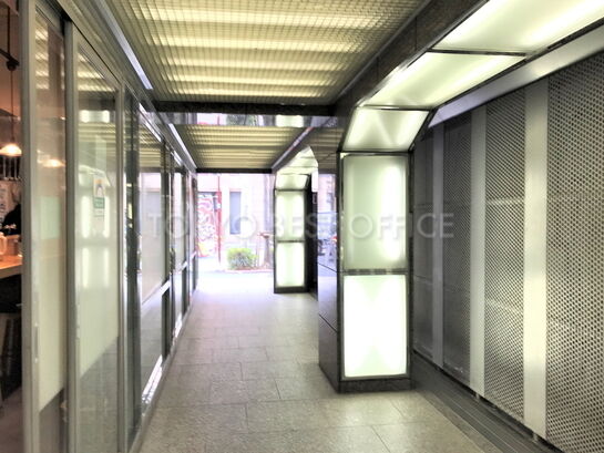 エントランスホール②