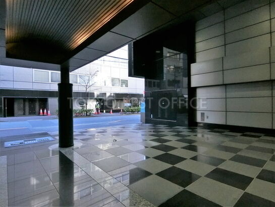 エントランスホール③