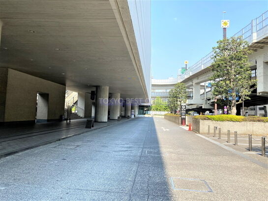 ビル敷地内風景⑧