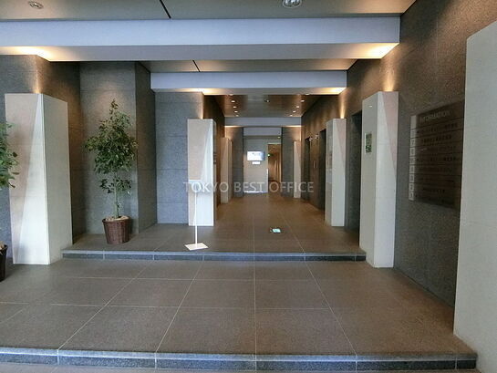 エントランスホール①