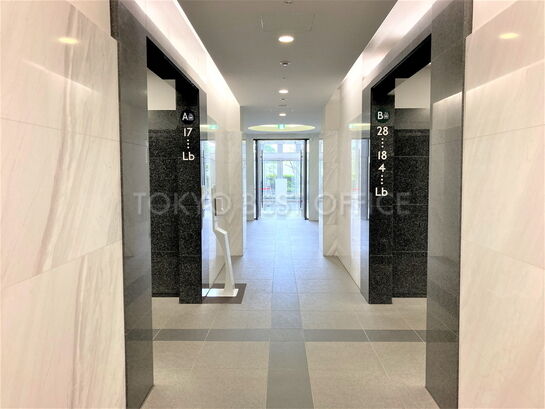 エレベーターホール②