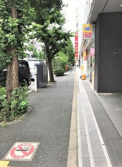 ビル周辺風景①