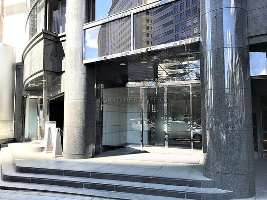 ビルエントランス①