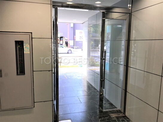 エントランスホール