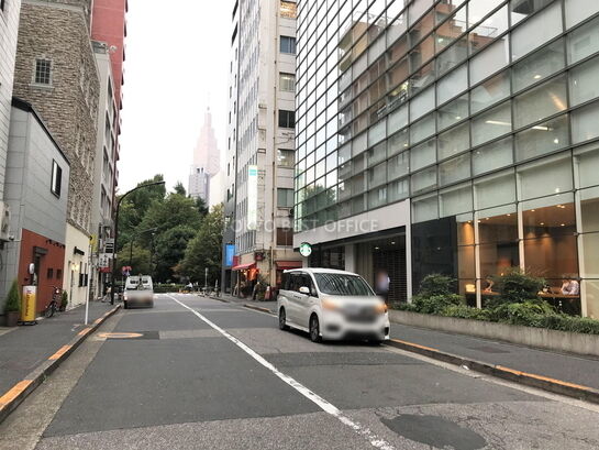 ビル周辺風景③