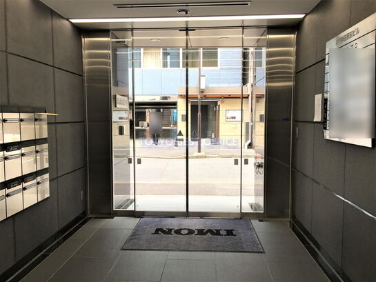 エントランスホール③