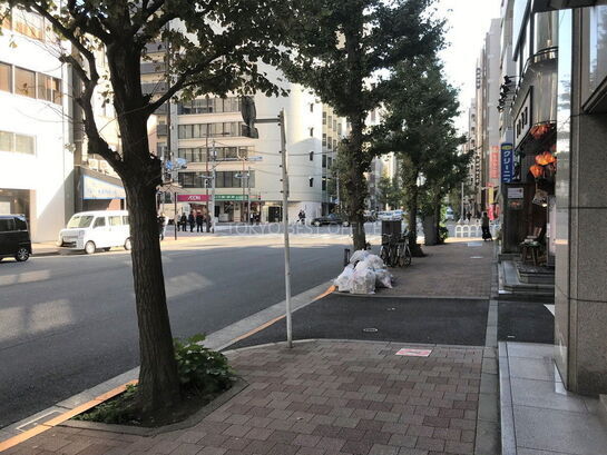 ビル周辺風景②
