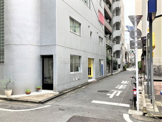 ビル周辺風景③