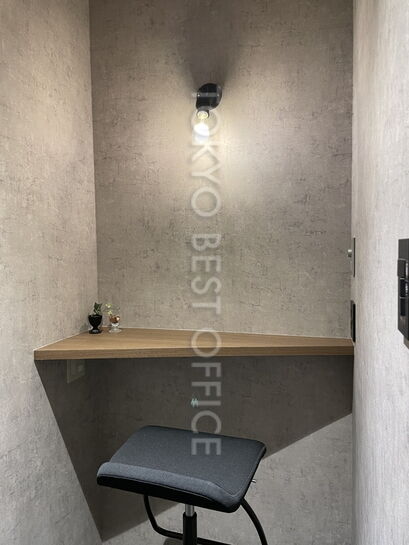 4階テレワークブース②