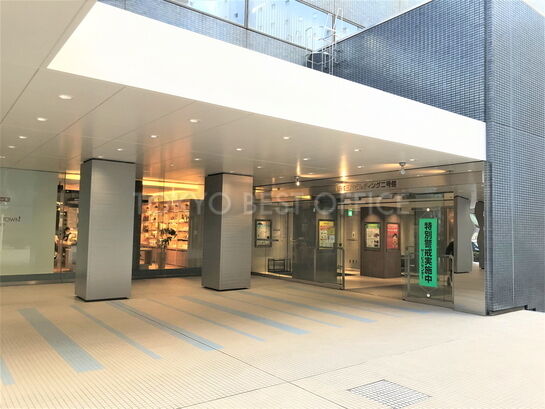 ビルエントランス②