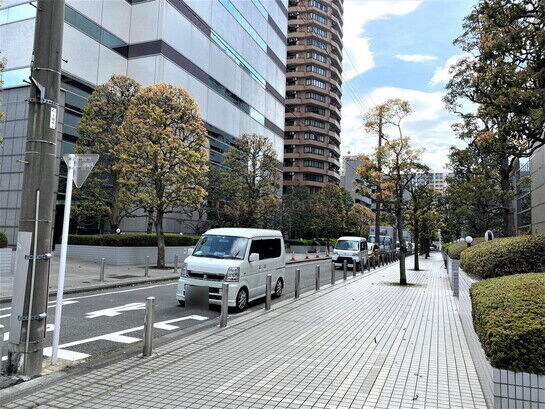 ビル周辺風景④