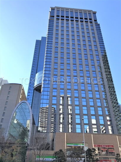 日土地西新宿ビル外観①