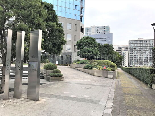 ビル周辺風景④