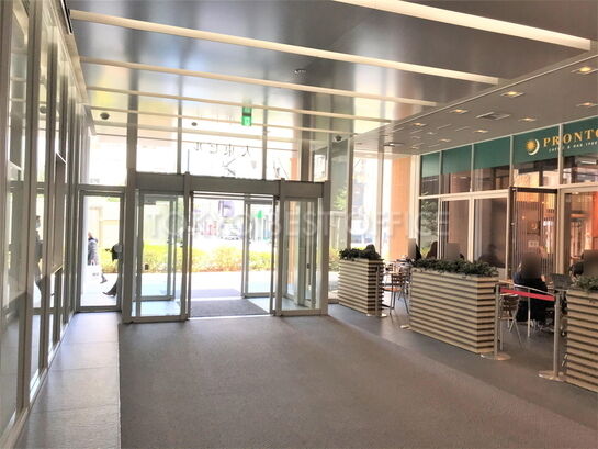 エントランスホール②