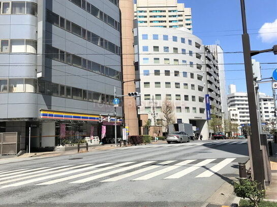 ビル周辺風景②