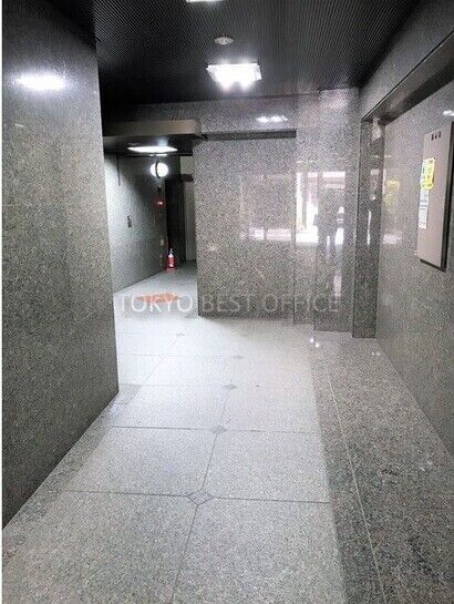 エントランスホール①