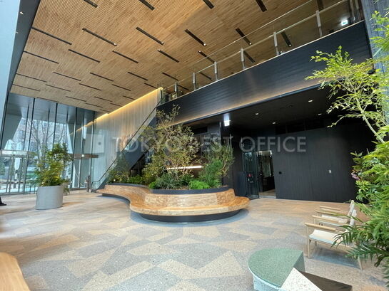 エントランスホール