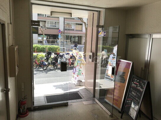 エントランスホール②