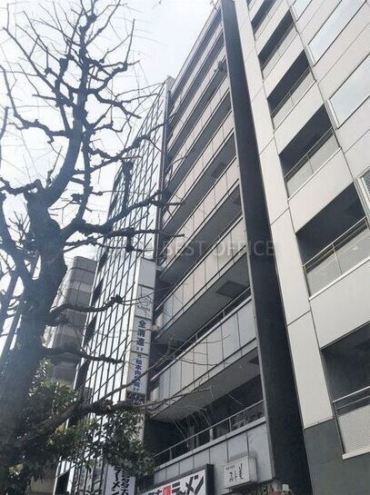 パインセントラルビル外観②