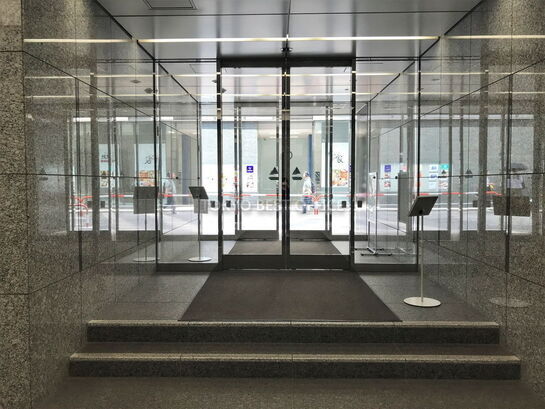 エントランス付近