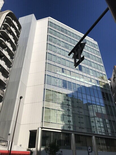 新四curumuビル外観③