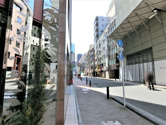 ビル周辺風景②