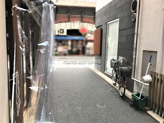 ビル周辺風景③