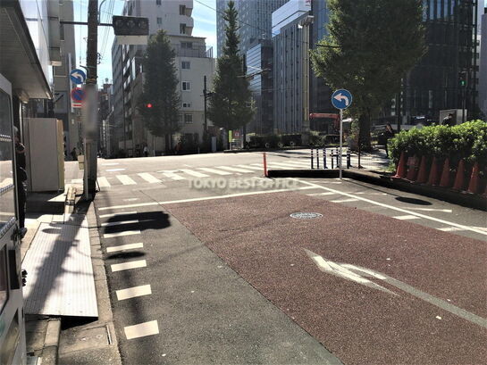 ビル周辺風景②