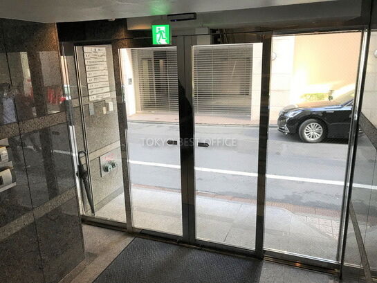 エントランスホール