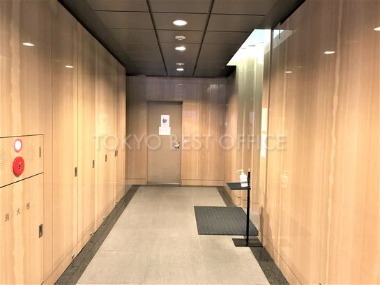 エントランスホール①