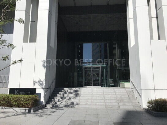 ビルエントランス