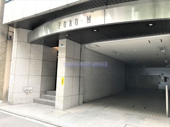 ビルエントランス①